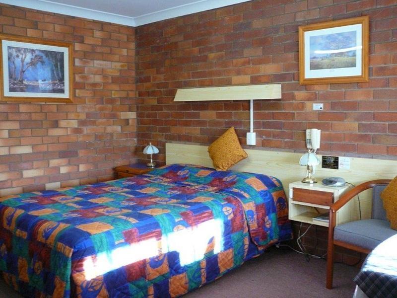 Glen Innes Lodge Motel Exterior photo